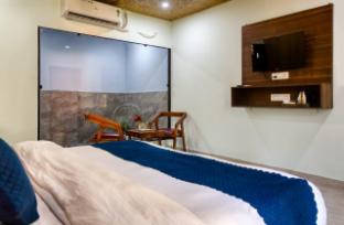 earavat resort corbett