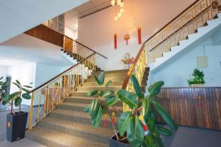 big mansion at kuantan by iconique espace