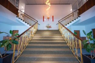 big mansion at kuantan by iconique espace