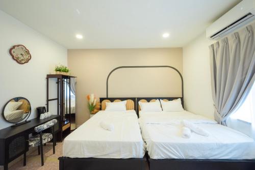 Big Mansion At Kuantan By Iconique Espace,,3 star