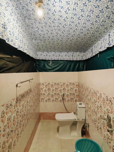 the jungle book by lake and woods