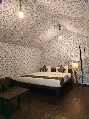 the jungle book by lake and woods