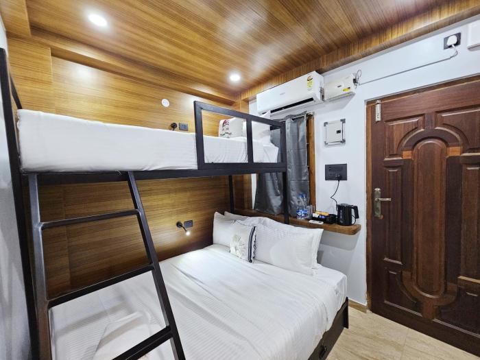 sea gadabout back packers