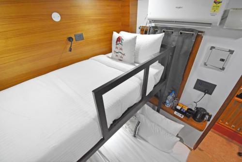 sea gadabout back packers