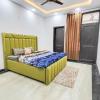 vacationbuddy 3 br home paschim vihar jwala heri