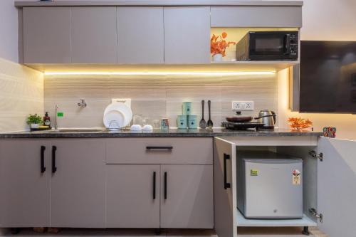 Jacuzzi & Big Screen By Buddies Home,,4 star