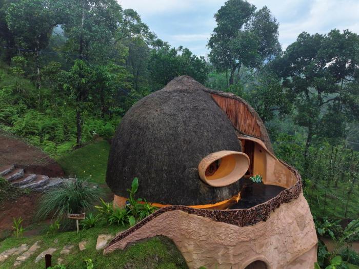 toroland munnar