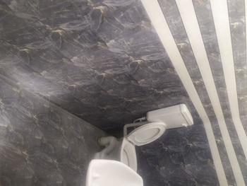 ajay palace home stay