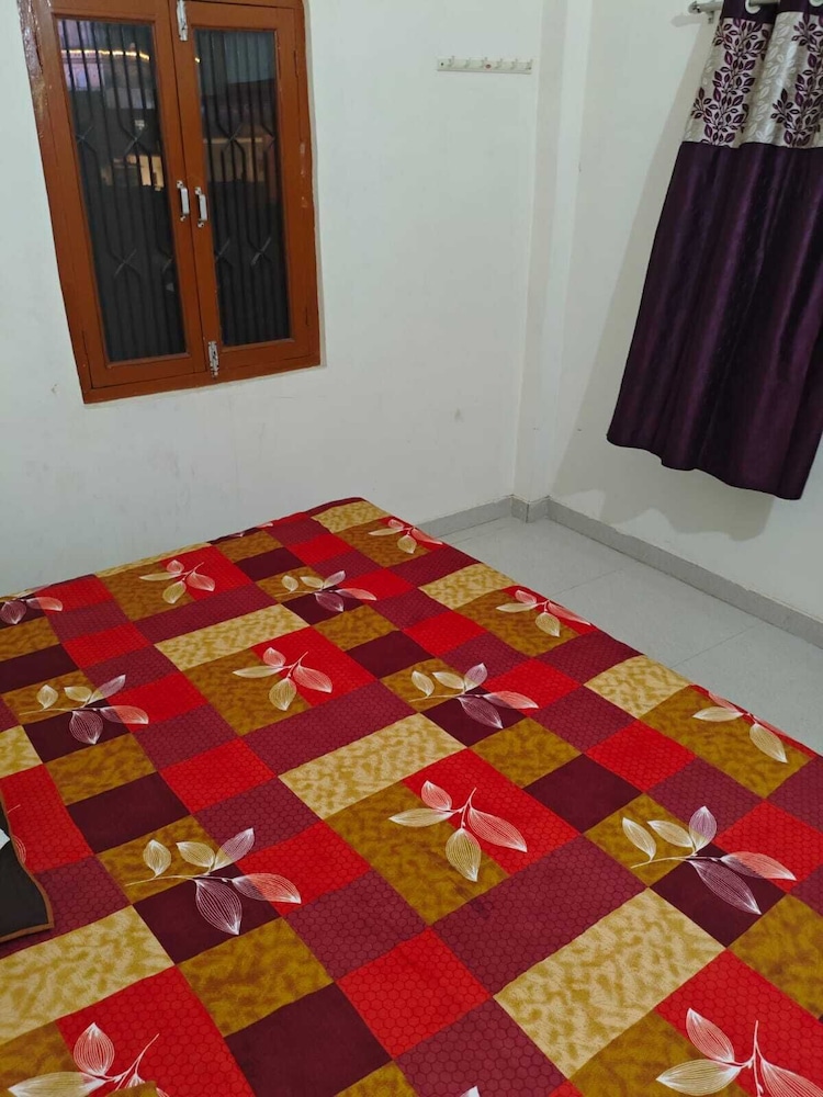 ajay palace home stay