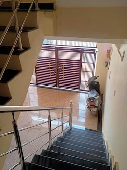 ajay palace home stay