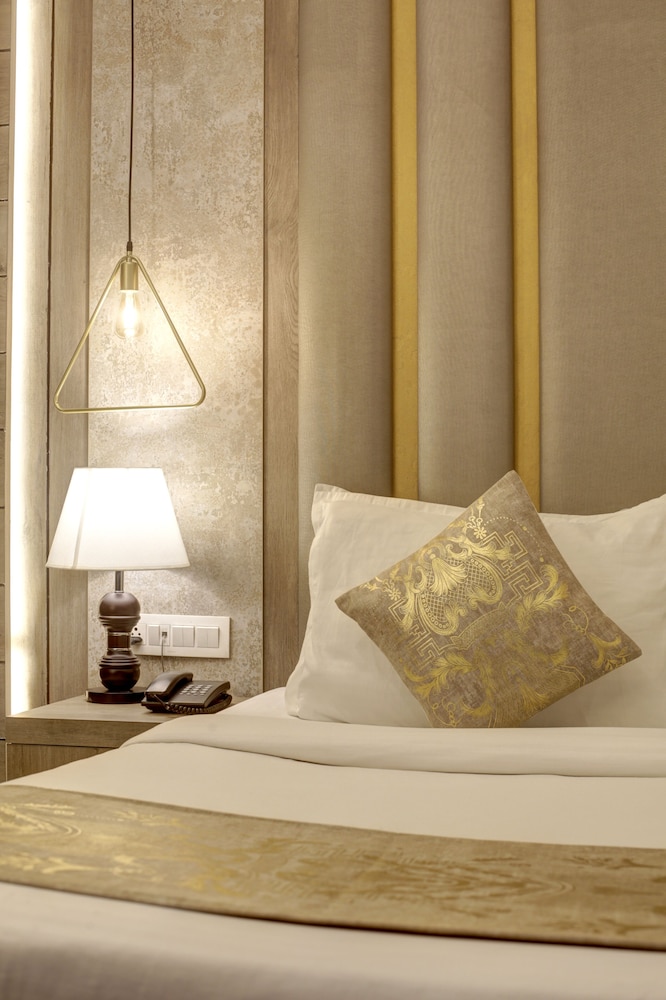 hotel palace inn