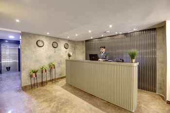 hotel palace inn