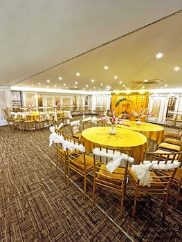 hotel palace inn