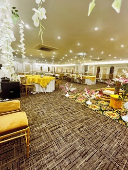 hotel palace inn