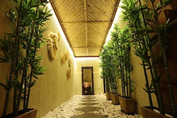hotel palace inn