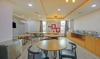 hotel palace inn