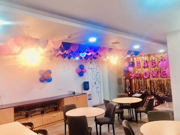 hotel palace inn