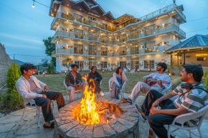 the social stays bir formerly artbuzz