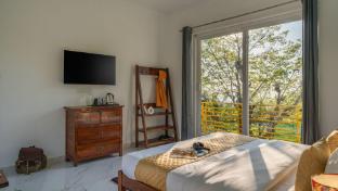 the social stays bir formerly artbuzz