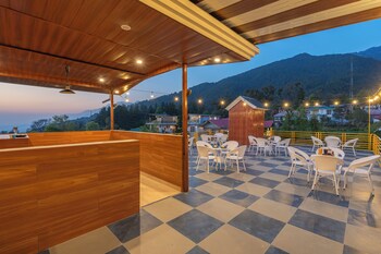 the social stays bir formerly artbuzz