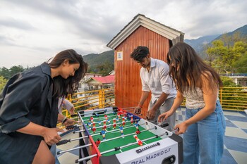 the social stays bir formerly artbuzz