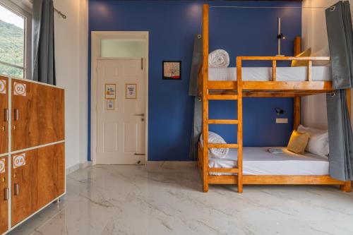 the social stays bir formerly artbuzz