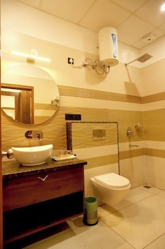 hotel dhingra inn