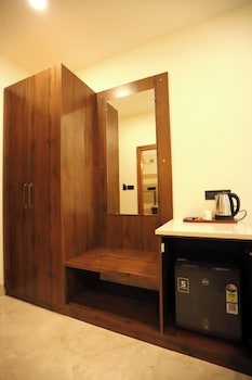 hotel dhingra inn