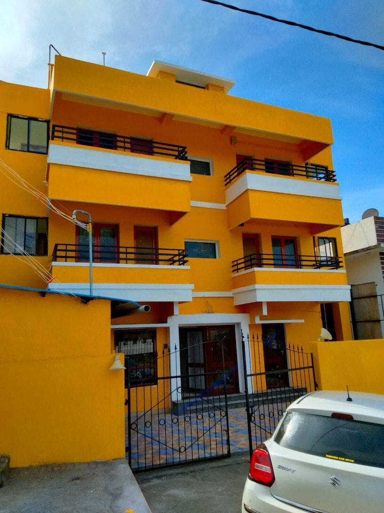 british cliff club hotel kodaikanal