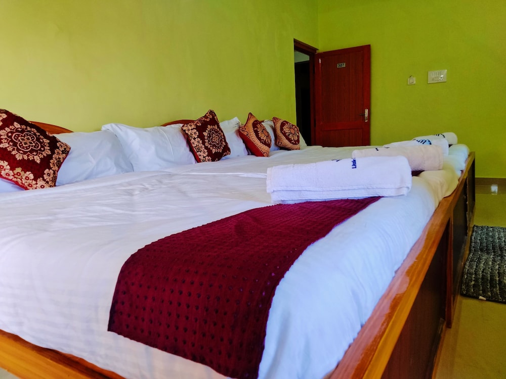 british cliff club hotel kodaikanal