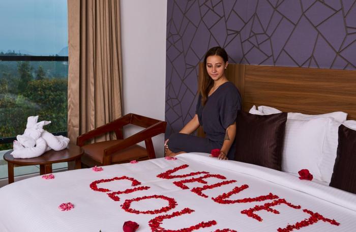 velvet clouds munnar