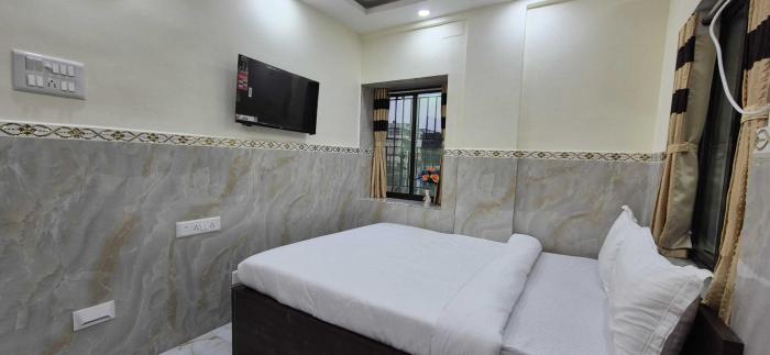 hotel o kalikapur haltu