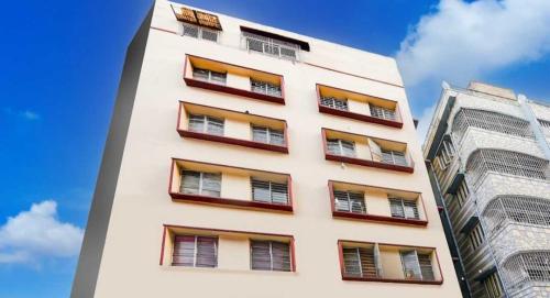 hotel o kalikapur haltu