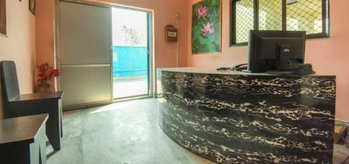 hotel o kalikapur haltu