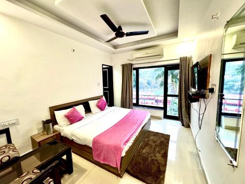 nirvana riverside resort