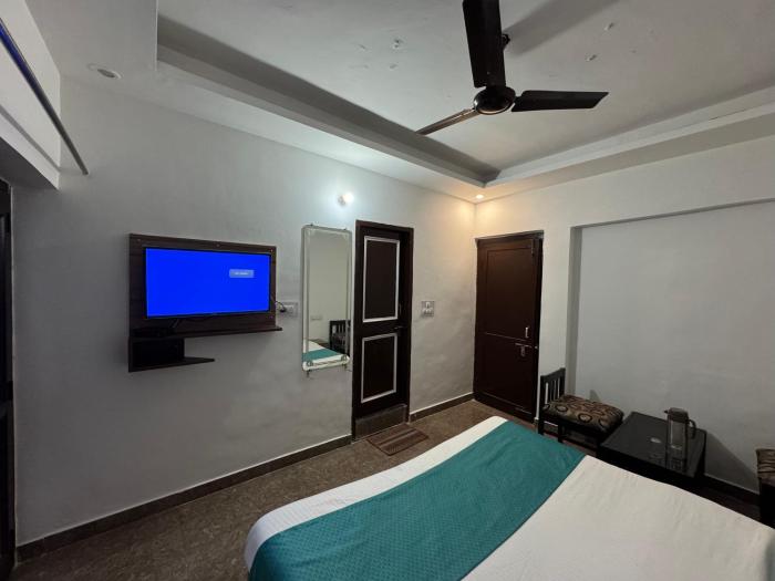 nirvana riverside resort