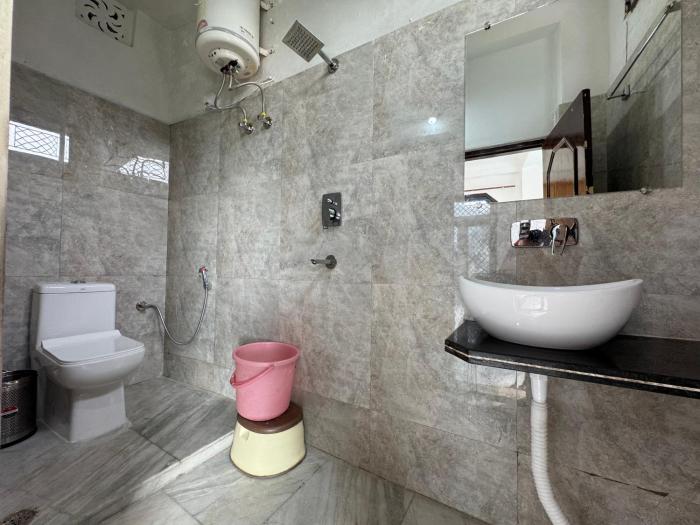 nirvana riverside resort