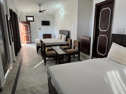 nirvana riverside resort