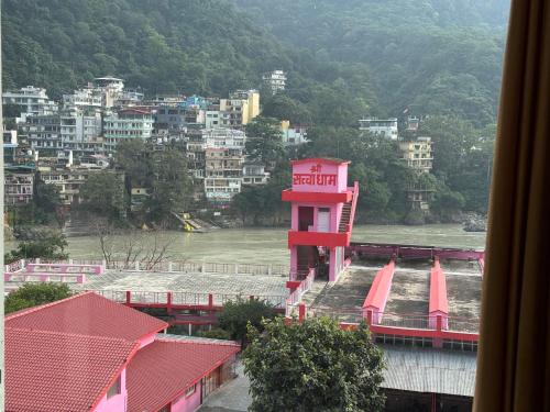 nirvana riverside resort