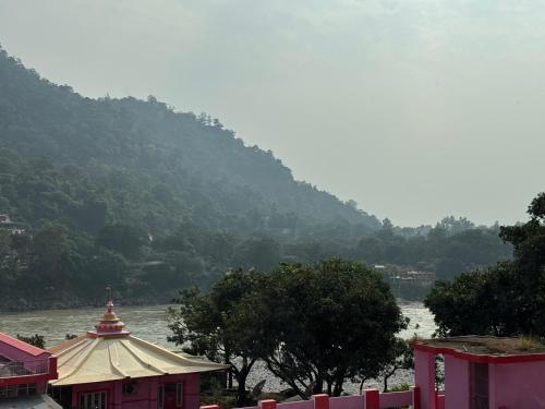 nirvana riverside resort