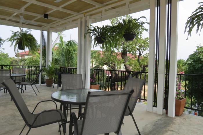 baan bee residence
