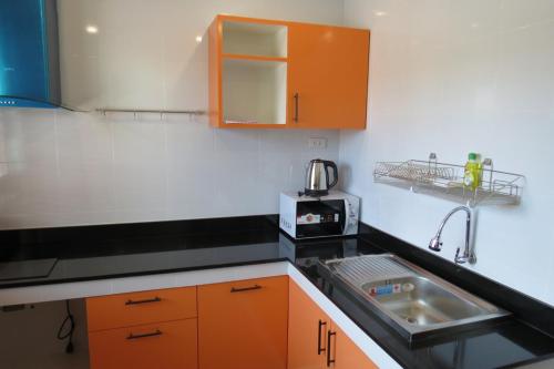 baan bee residence