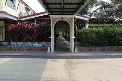 baan bee residence