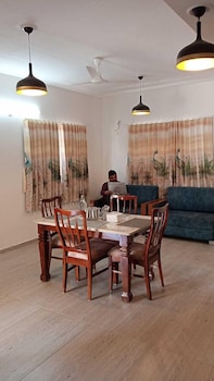 elis home stayz