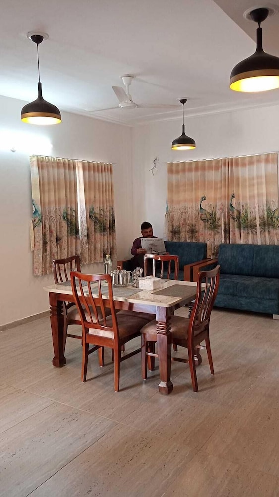 elis home stayz