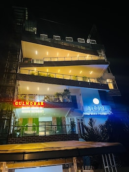 gulmohar guest house