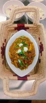 gulmohar guest house