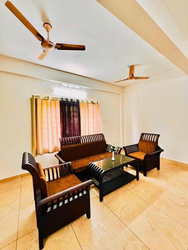 Malabar Apartments,,2 star
