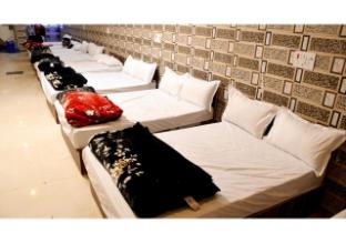 tirupati balaji inn bageshwar dham