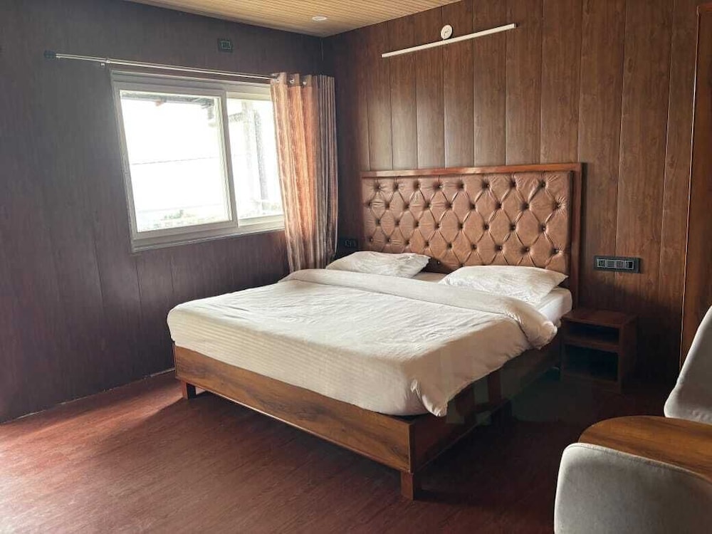 the sapphire suits mussoorie